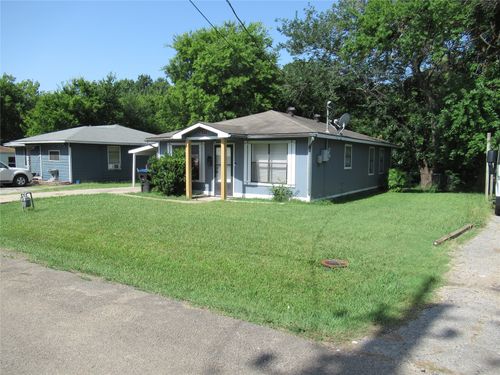 4214 3rd St, Greenville, TX, 75401-5817 | Card Image