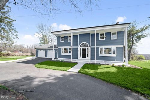 21611 Slidell Rd, BOYDS, MD, 20841-9309 | Card Image