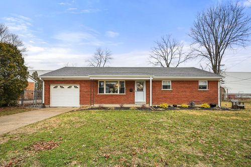 32 Robinson Dr, Greendale, IN, 47025-1331 | Card Image