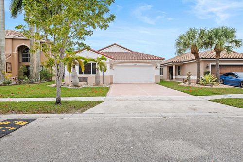 2048 Nw 208th Way, Pembroke Pines, FL, 33029-2325 | Card Image