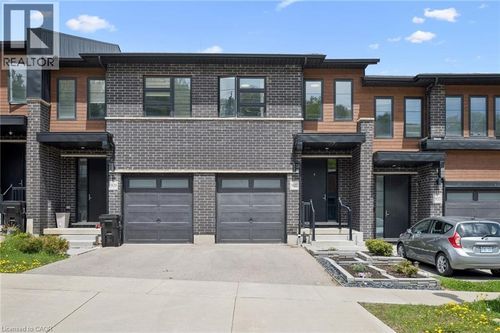 907 Robert Ferrie Drive, Kitchener, ON, N2R1N3 | Card Image