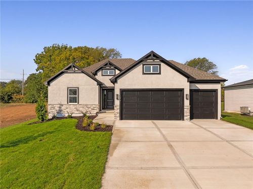 14278 S Houston St, Olathe, KS, 66061-7893 | Card Image