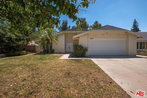 7652 Quimby Ave, Canoga Park, CA, 91304-4560 | Card Image