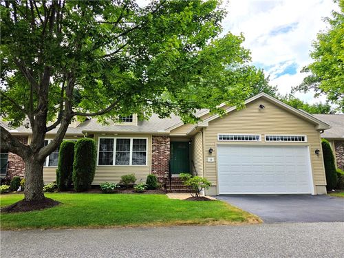 8-19 W Glen Ln, West Warwick, RI, 02893-3003 | Card Image