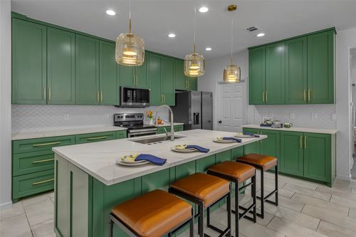 560 Raintree Cir, Coppell, TX, 75019-5434 | Card Image