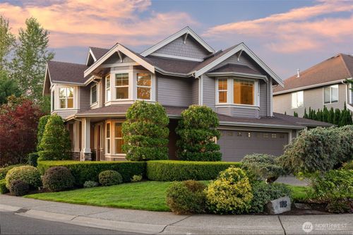 108 239th Way Se, Sammamish, WA, 98074-3684 | Card Image
