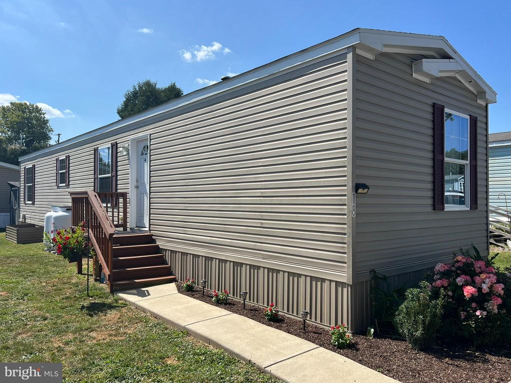 Vintage Ln, Honey Brook, PA 19344