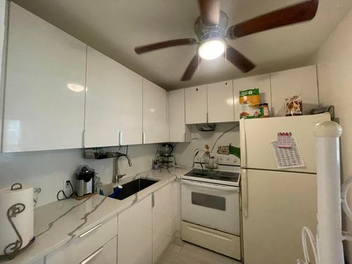 49 Mansfield B, Boca Raton, FL, 33434-2492 | Card Image