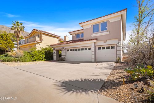 624 Skydale Dr, El Paso, TX, 79912-4239 | Card Image