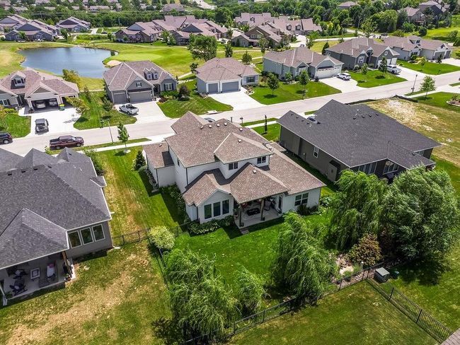 6614 Mccormick Dr, House other with 5 bedrooms, 5 bathrooms and null parking in Shawnee KS | Image 23