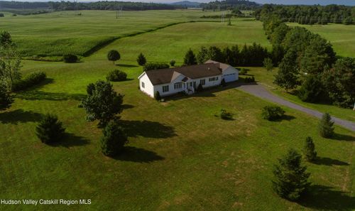 834 County Route 19, Elizaville, NY, 12523 | Card Image