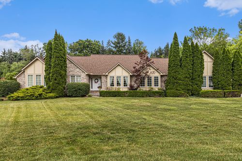 49202 Cheshire Ln, Canton, MI, 48187-1262 | Card Image