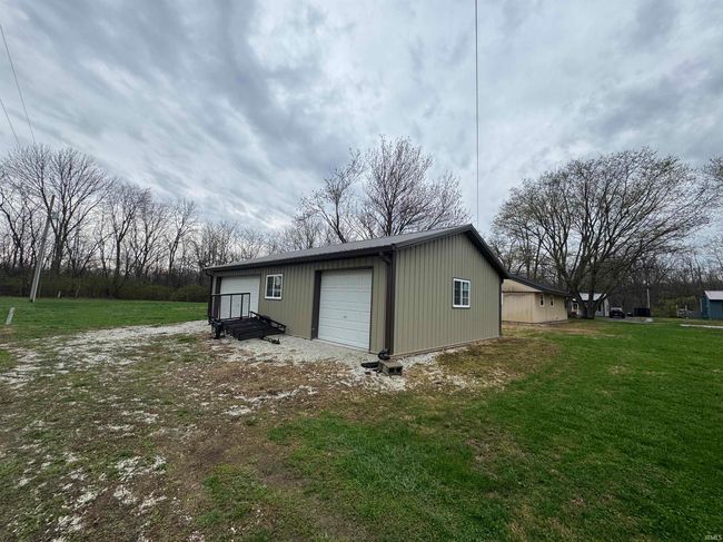 205 Cedar St, House other with 3 bedrooms, 1 bathrooms and null parking in Williamsport IN | Image 5