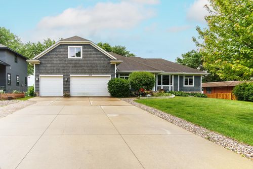 2719 Spring Lake Rd Sw, Prior Lake, MN, 55372-2337 | Card Image
