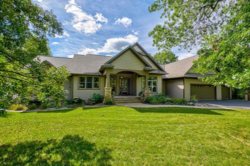 877 Highlander Trl, Hudson, WI, 54016-7970 | Card Image