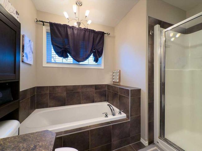 6826 - 59 Street Close, House other with 3 bedrooms, 4 bathrooms and 2 parking in Rocky Mountain House AB | Image 24