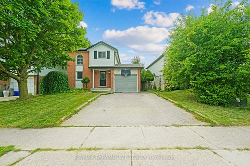 32 Enfield Dr, Cambridge, ON, N1P1A5 | Card Image