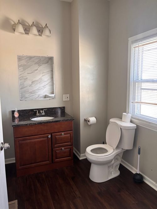 620 Oneida St, Joliet, IL, 60435-7307 | Card Image