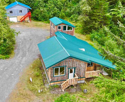 623,627,631 Ridge Road, Yakutat, AK, 99689 | Card Image