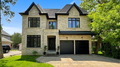 208 Olde Bayview Ave, House other with 4 bedrooms, 6 bathrooms and 8 parking in Richmond Hill ON | Image 2