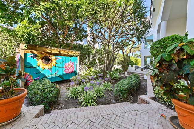 200 N Lake Dr, House other with 5 bedrooms, 5 bathrooms and null parking in Lantana FL | Image 7