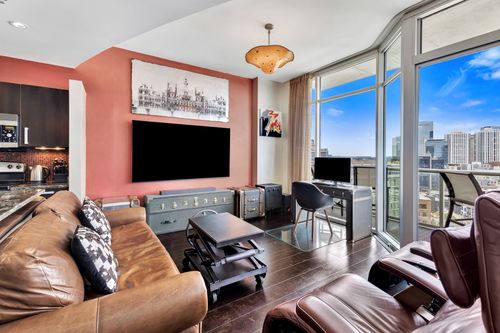 1509-600 12th Ave S, Nashville, TN, 37203 | Card Image