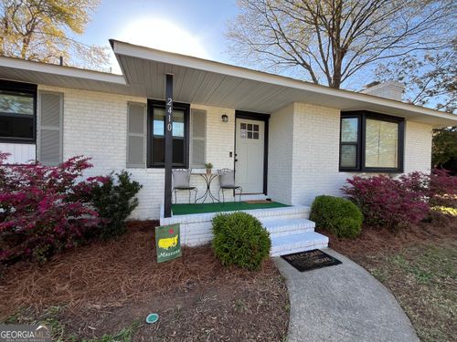 2410 Castlewood Dr, Augusta, GA, 30904-3329 | Card Image