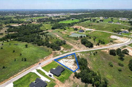 1077 Gonzollas Rd, Springtown, TX, 76082-2616 | Card Image