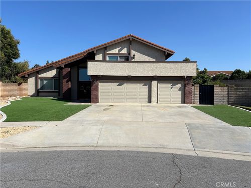 1515 Conestoga Ct, Redlands, CA, 92373-4830 | Card Image