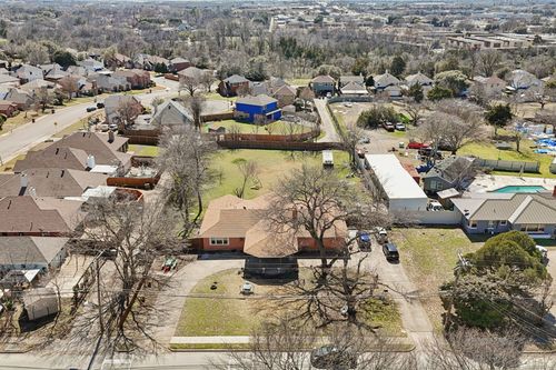 2010 Gross Rd, Dallas, TX, 75228-4768 | Card Image