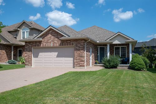 131 Deborah Dr, Strathroy, ON, N7G4E2 | Card Image