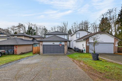 13812 65a Ave, Surrey, BC, V3W9R8 | Card Image