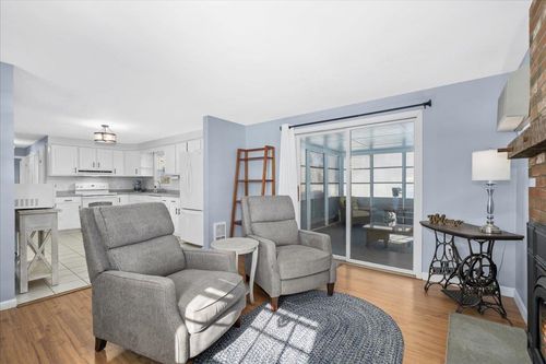 4 Joanne Street, Merrimack, NH, 03054 | Card Image