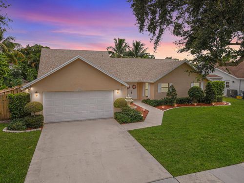 12275 Sannenwood Ln, Wellington, FL, 33414-4981 | Card Image