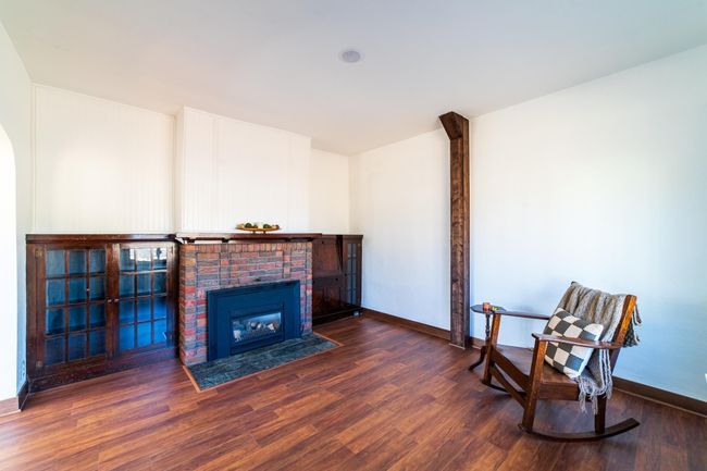 original bulit in cabinets | Image 25
