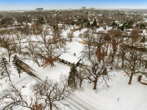 115 Ardmore Dr, Golden Valley, MN, 55422-5209 | Card Image