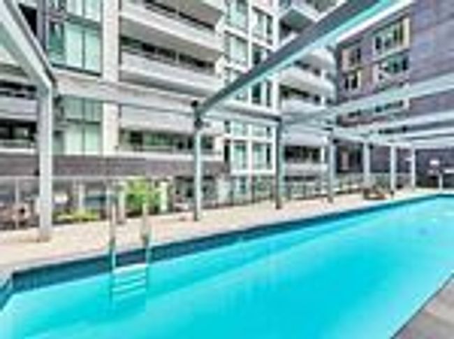 1535 - 525 Adelaide St W, Condo with 2 bedrooms, 1 bathrooms and 1 parking in Toronto ON | Image 21