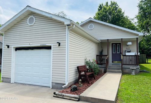 2622 E 5th St, Joplin, MO, 64801-1638 | Card Image