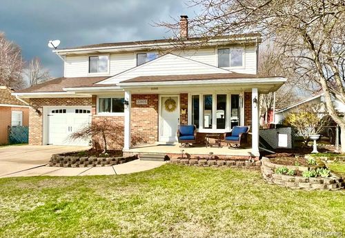 22935 Allor St, Saint Clair Shores, MI, 48082-1143 | Card Image