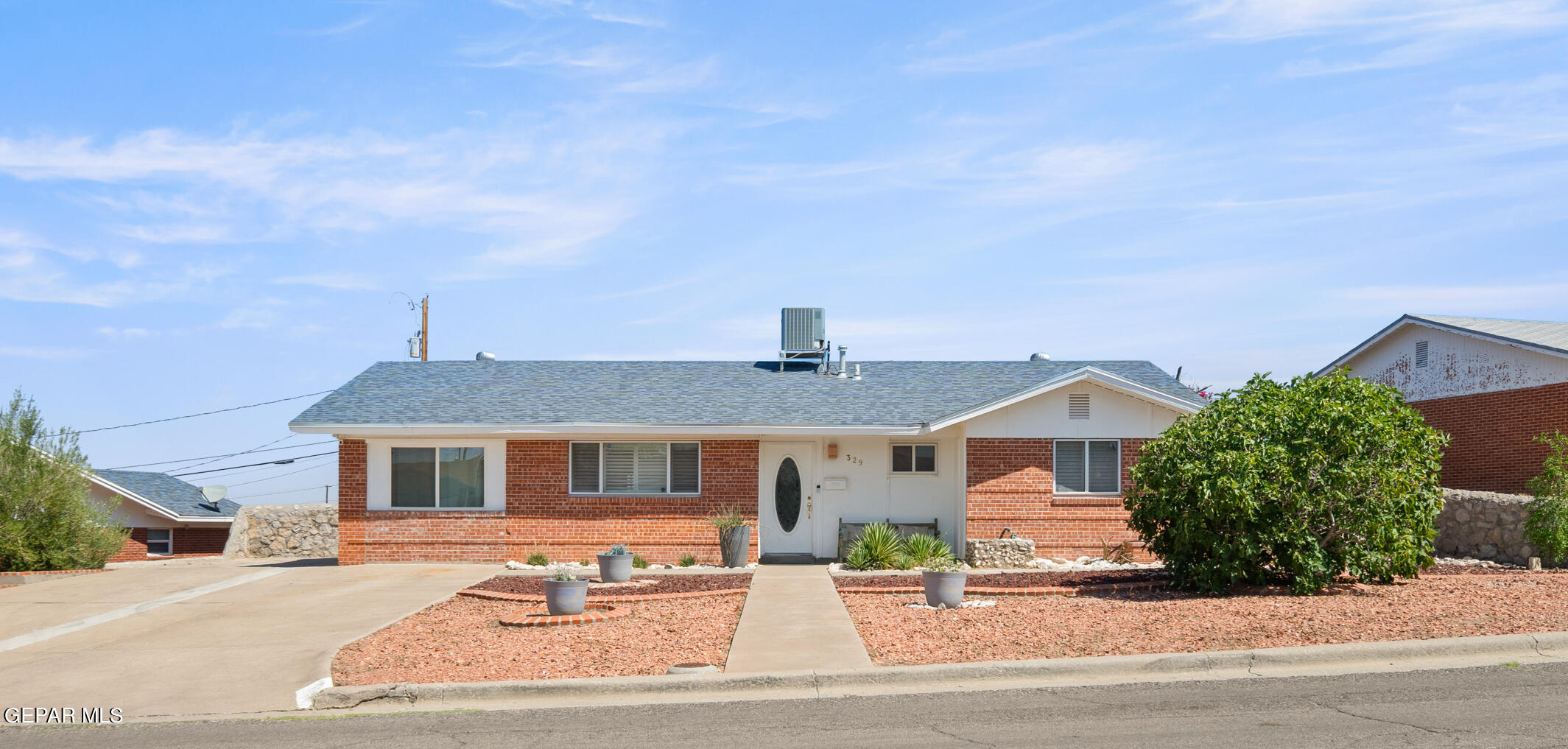 Crestmont Dr, El Paso, TX 79912