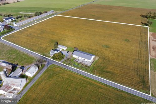 125 Indiantown Rd, EPHRATA, PA, 17522-9710 | Card Image