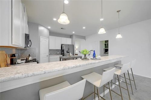 8012 Gato Ln, Round Rock, TX, 78665-2125 | Card Image