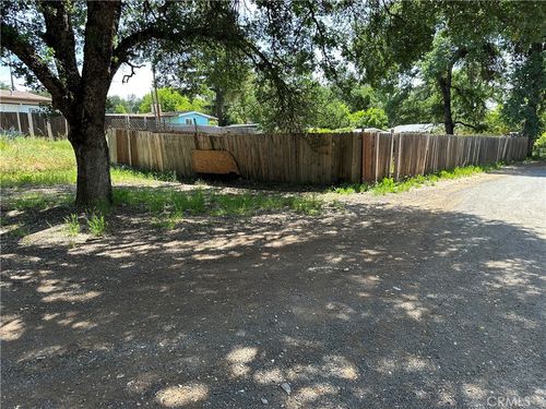 15225 Highland Ave, Clearlake, CA, 95422-7508 | Card Image