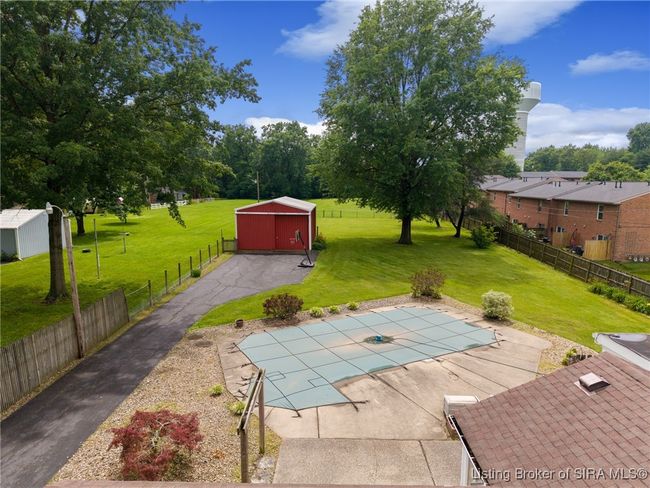 1407 Slate Run Rd, Home with 3 bedrooms, 3 bathrooms and null parking in New Albany IN | Image 13