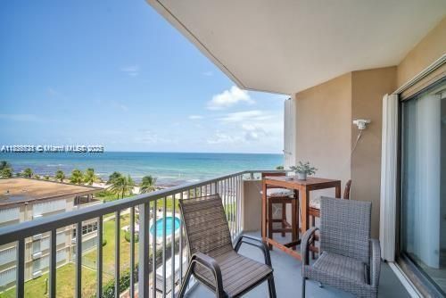 6k-1950 Ocean Dr, Hallandale Beach, FL, 33009-5958 | Card Image