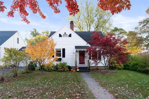 99 Chesterton Rd, Greece, NY, 14626-2139 | Card Image