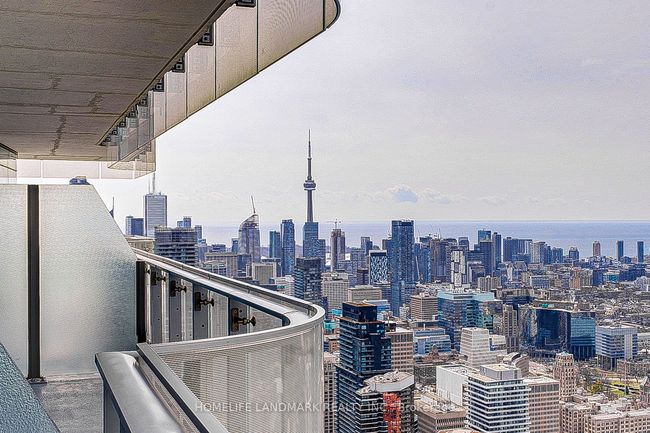 6108 - 1 Bloor St E, Condo with 2 bedrooms, 2 bathrooms and 1 parking in Toronto ON | Image 41