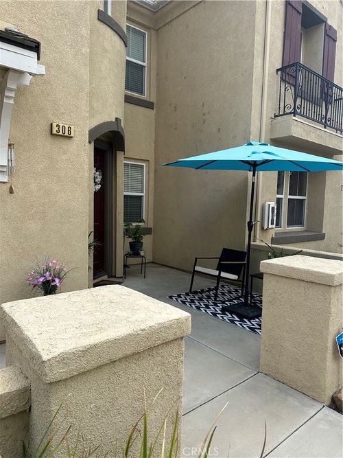 unit-306-1800 E Lakeshore Dr, Lake Elsinore, CA, 92530-4471 | Card Image