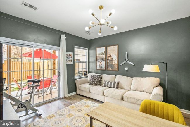 10136 Pale Rose Loop, Townhouse with 3 bedrooms, 3 bathrooms and null parking in BRISTOW VA | Image 48