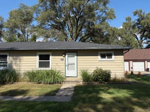 1297 Davis St, Ypsilanti, MI, 48198-5907 | Card Image